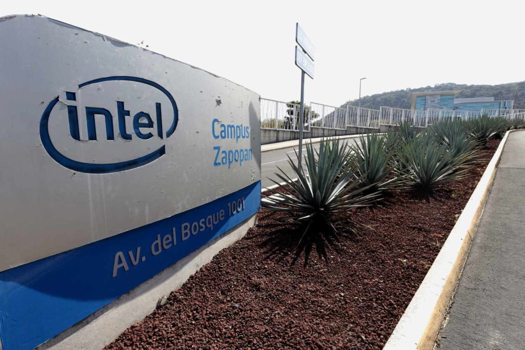 Intel Stock Gains Boost From Tsmc And Broadcom Insights