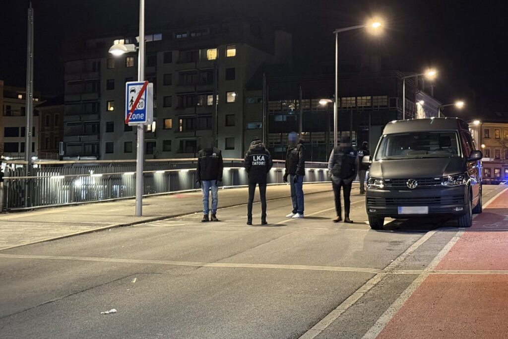 Tragic Knife Attack In Villach Claims Life Of 14 Year Old, Leaving
