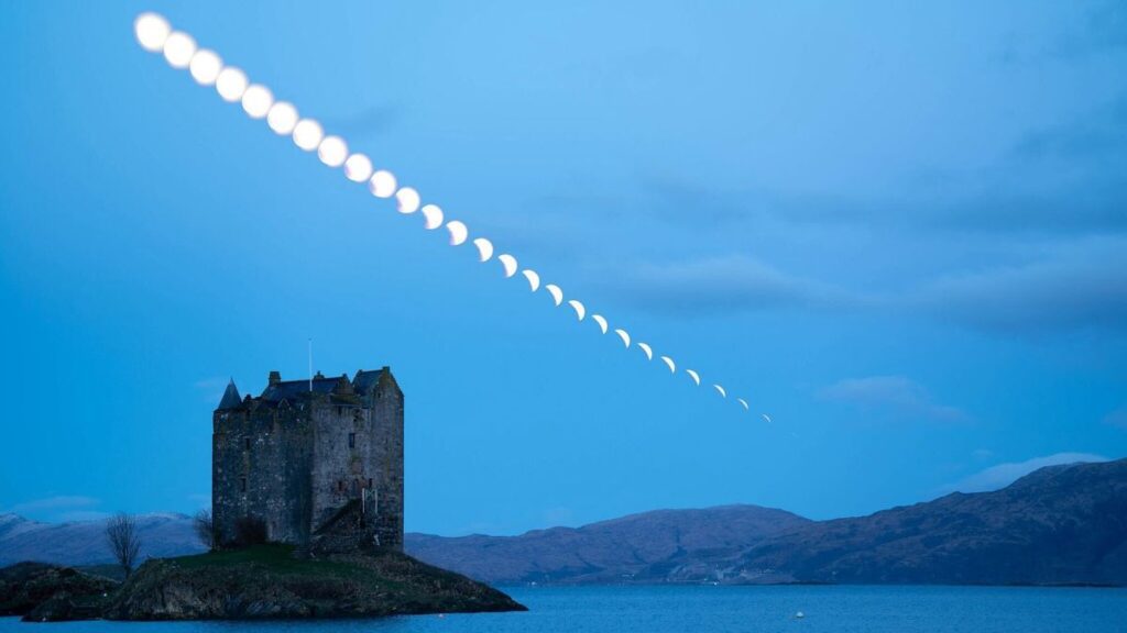 Captivating Moments Of The Blood Worm Moon: March 2025 Lunar