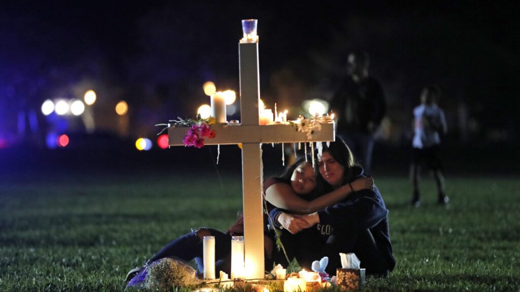 Florida Students Urge Governor To Oppose Gun Age Law