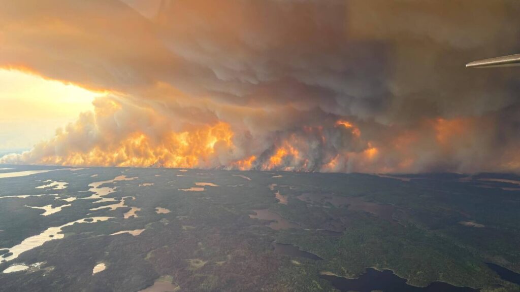 Manitoba Wildfires Prompt Mass Evacuations