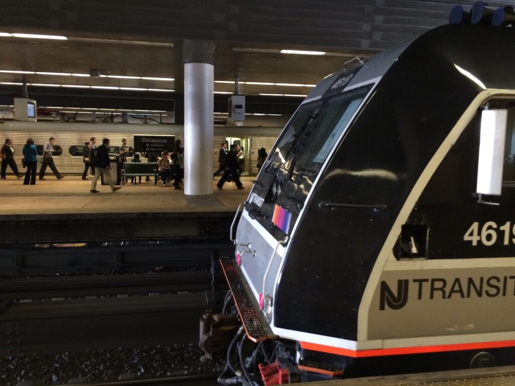 Nj Transit To Resolve Historic Strike At Union Reach