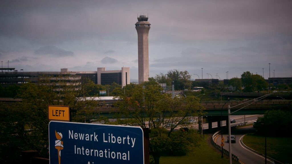 Three Radar Controllers Overseeing Newark Airport Airspace