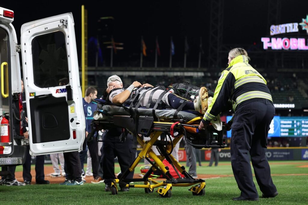 Yankees Star Oswald Cabrera Exits Field In Ambulance After Ankle