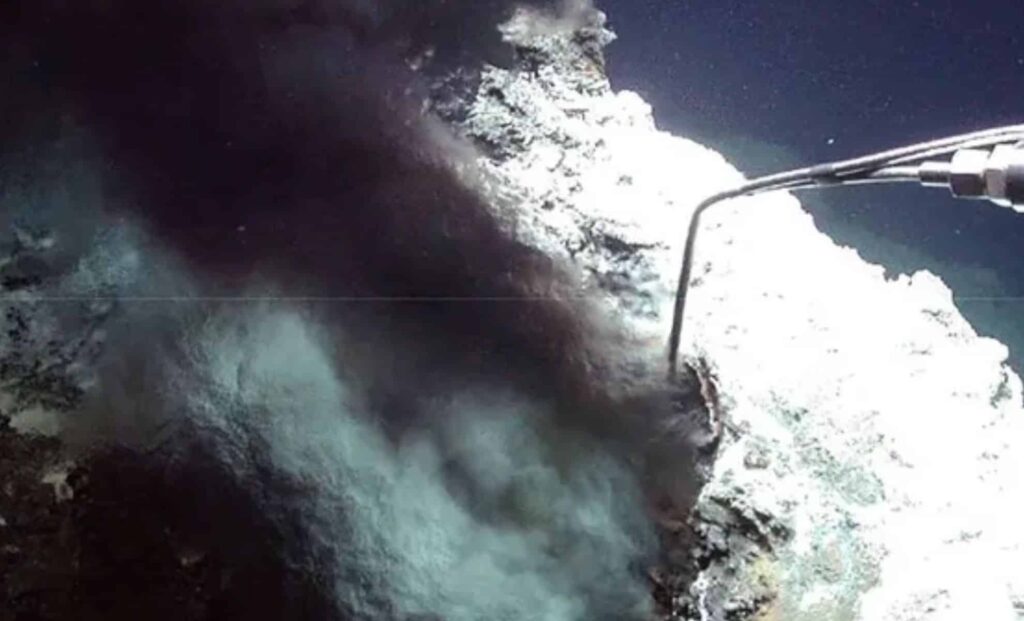 Rare Arctic Ice Phenomenon Baffles Scientists