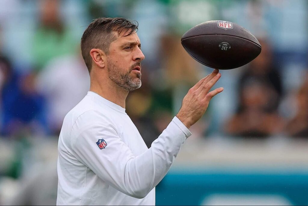 Steelers Find Their Quarterback In Aaron Rodgers, But Caution Is