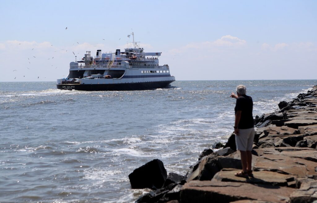 Cape Mail Wes Ferry Celebrates 1961 Milestone Amid Financial Struggles