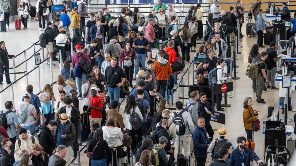 Essential Travel Tips For Drivers And Flyers This Holiday Weekend
