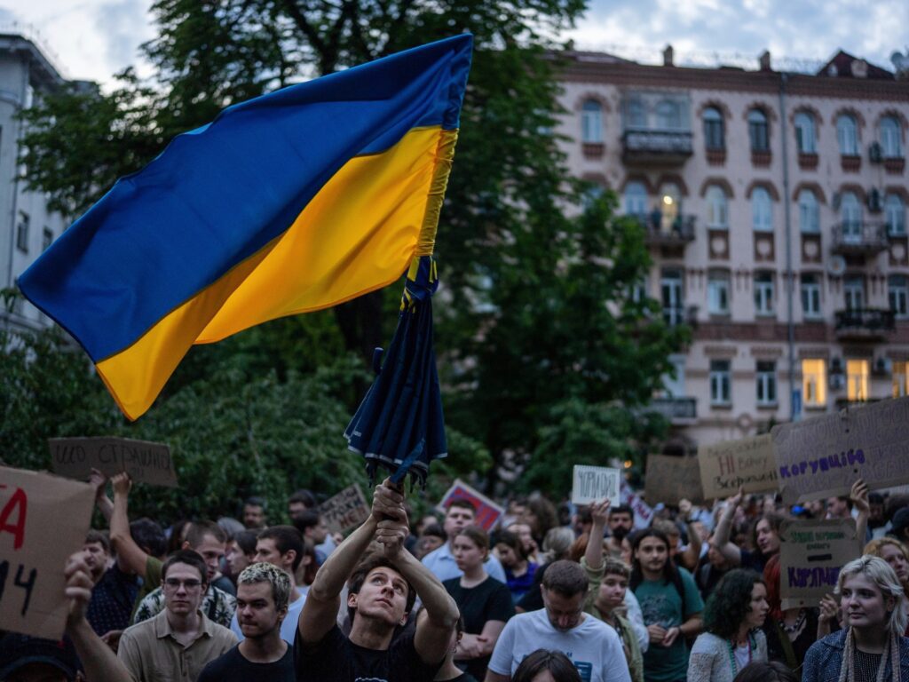 Zelenskyy Unveils New Anti-Corruption Bill Amid Rising Pressures Zelenskyy Unveils New Anti Corruption Bill Amid Rising Pressures