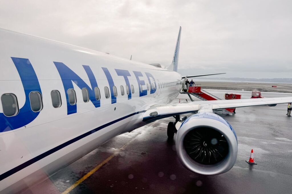 Greenland Services Resume Operations After Nuuk Airport Issues