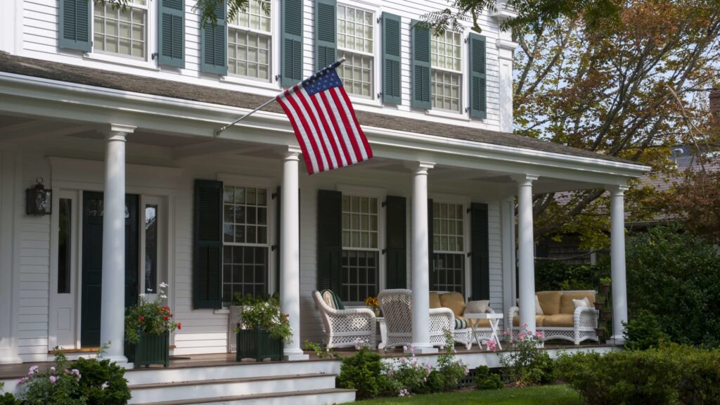 Key Insights On Inheriting Real Estate From Wealthy Parents