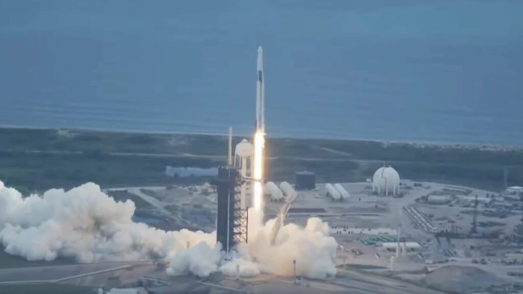 Spacex Sends 11 Astronauts To Nasa's Iss In Historic Crew