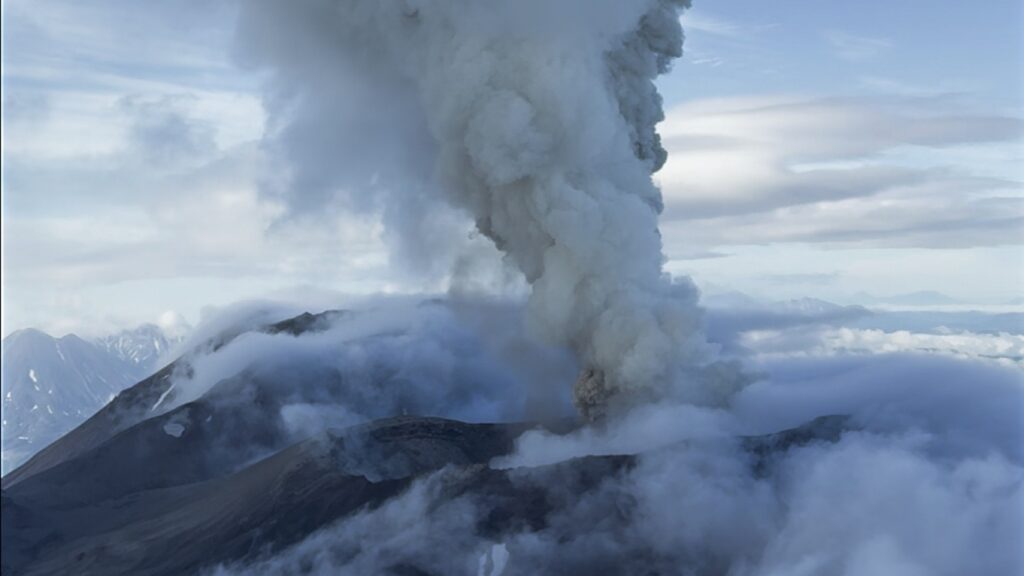 Volcanic Eruptions Follow Major Earthquake In Russia