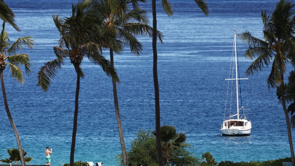 Affordable Hawaii Getaway: Enjoy Paradise On A Budget