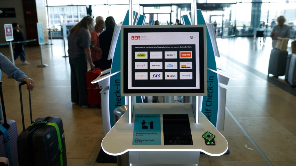 Cyber Attacks Disrupt Check In Operations At Major European Airports