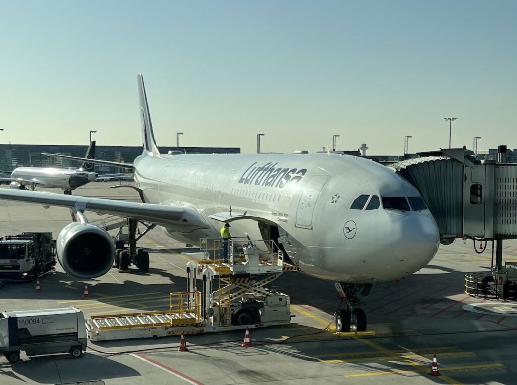 Lufthansa Group Enhances Efficiency To Streamline Operations And Reshape Workforce