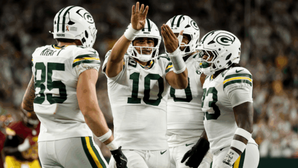 Packers Commanders Clash: Spotlight On Jordan Love, Micah Parsons, And