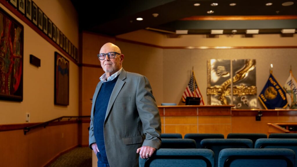 Federal Contractor Seeks Hundreds Of Hotel Rooms On Oregon Coast