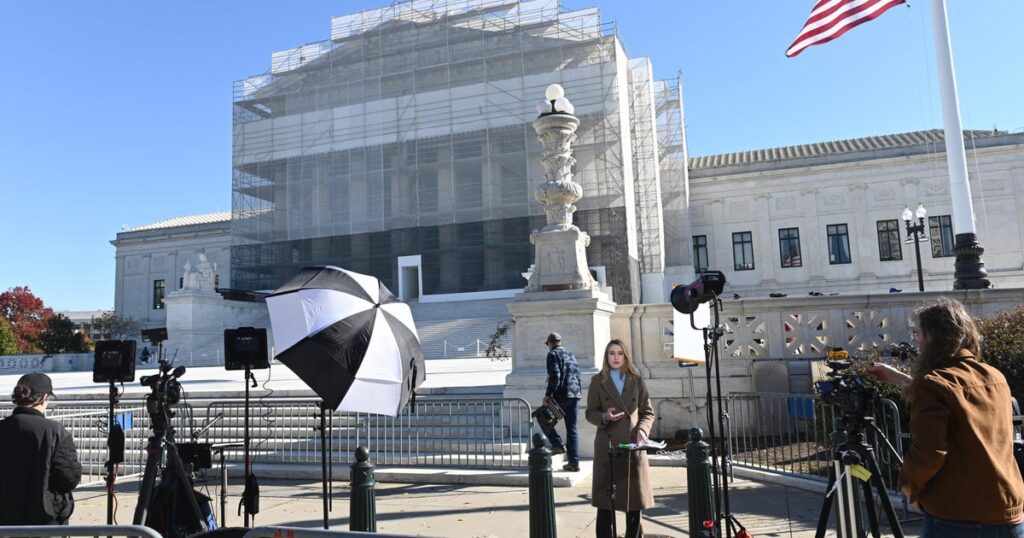 Supreme Court Resolves Debate On Pregame Prayer In High School