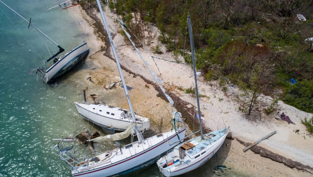 Experts Alert: Impending Economic Crisis With No Clear Explanation