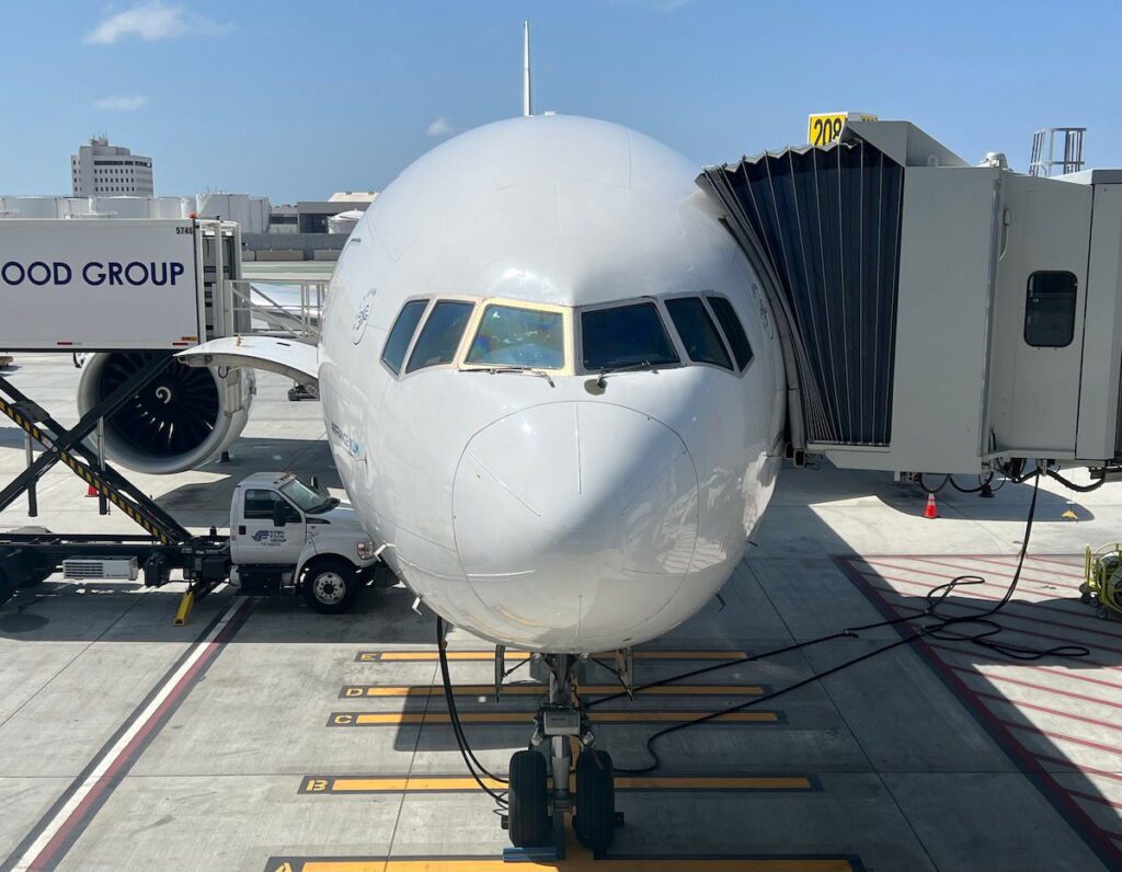 Faa Expands Cockpit Voice Recorder Duration To 25 Hours Amid