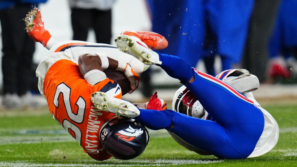 NFL Confronts Catch Definition Confusion Again Nfl Confronts Catch Definition Confusion Again