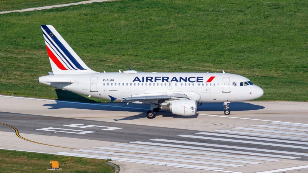 Air France Bids Farewell to Its Last Airbus A318 Air France Bids Farewell To Its Last Airbus A318