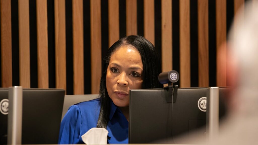 Loretta Smith Advocates for Open Carry Among Portland City Council Following Recent Protests Loretta Smith Advocates For Open Carry Among Portland City Council