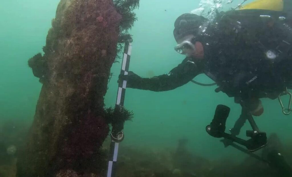 Incredible Underwater Discovery: 60,000 Ton Stone Structure Leaves Experts Puzzled