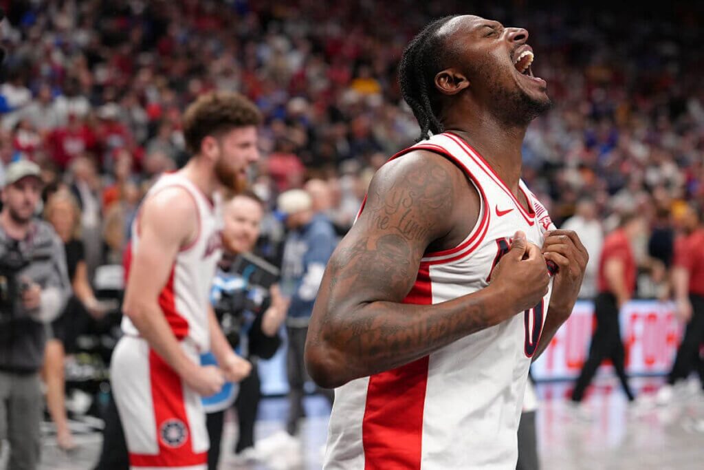 Jaden Bradley's Epic Buzzer Beater Propels Arizona To Big 12 Finals