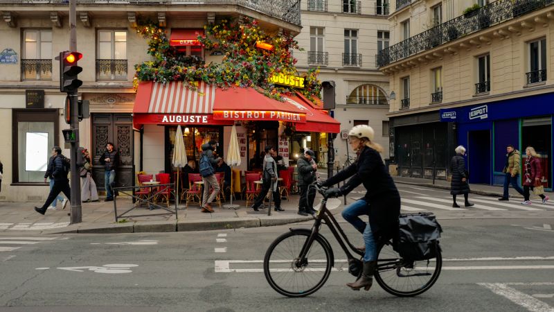 Transforming Paris: A City Split for Tourists Transforming Paris: A City Split For Tourists
