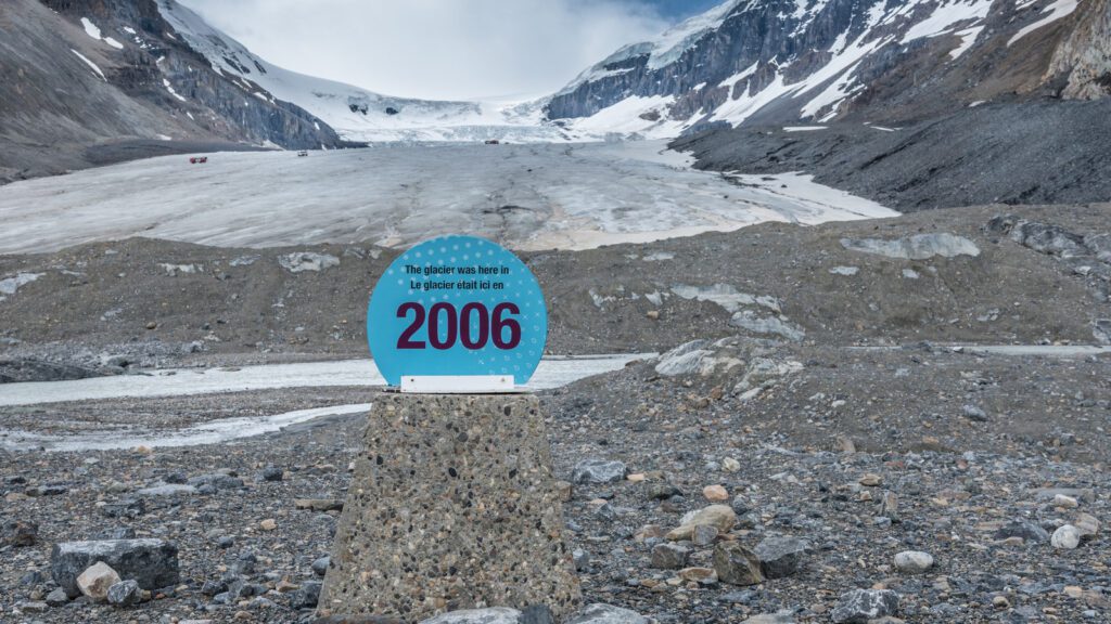 Americans Pull Back From Canadians Amid National Park Dispute As