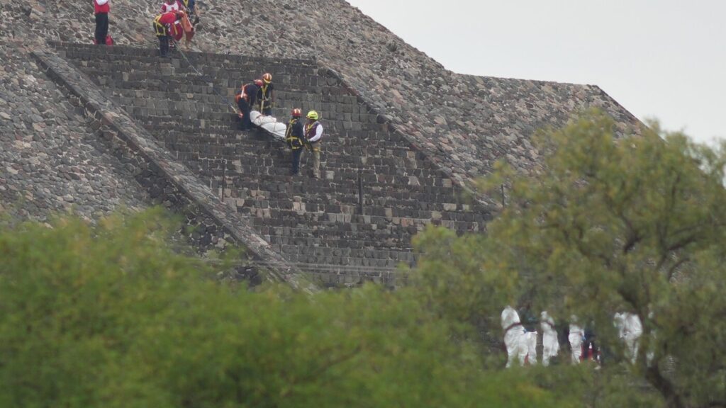 Tragic Shooting Targets Tourists At Mexico's Historic Pyramid