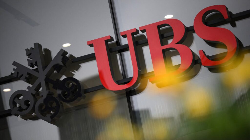 Ubs Sees 80% Profit Surge To $3 Billion In Q1
