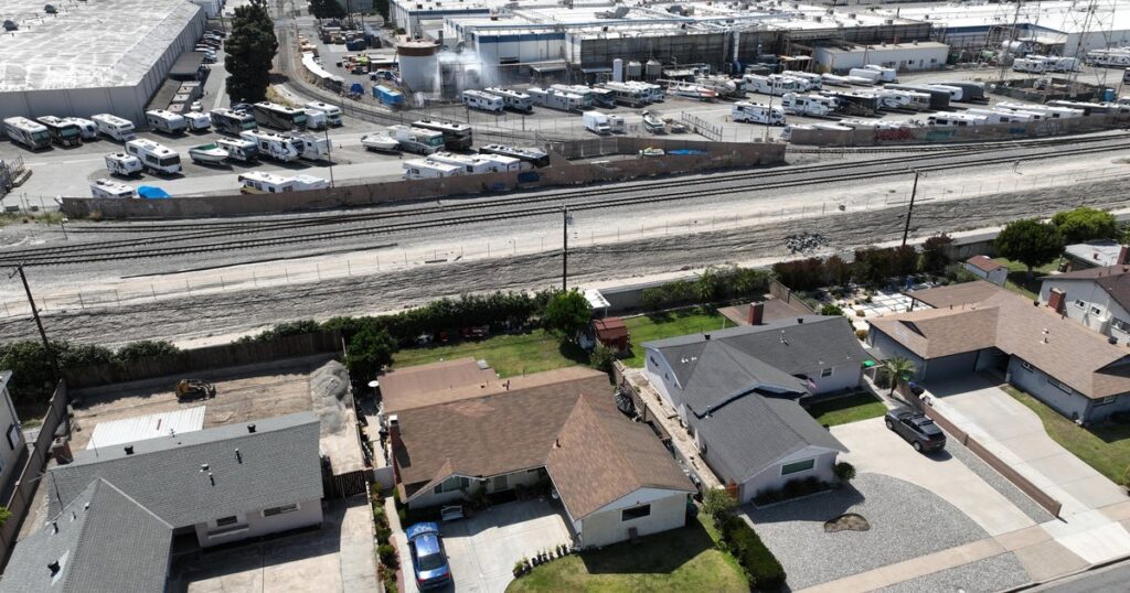 California Governor Declares Emergency Amid Orange County Chemical Leak Crisis California Governor Declares Emergency Amid Orange County Chemical Leak Crisis