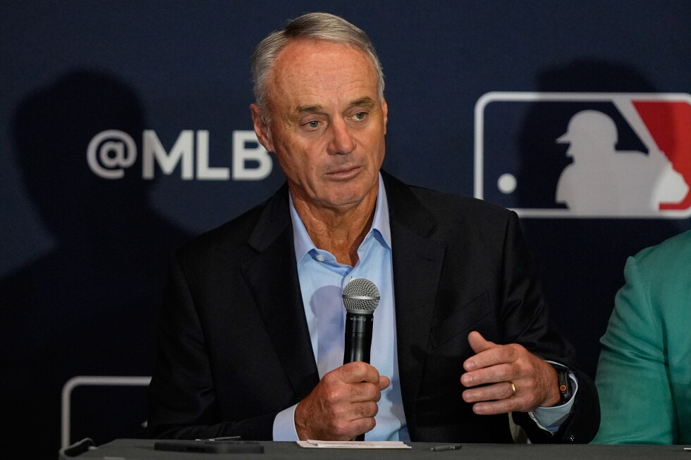 MLB Owners Introduce Salary Cap Proposal to Players Union After Nearly Three Decades Mlb Owners Introduce Salary Cap Proposal To Players Union After