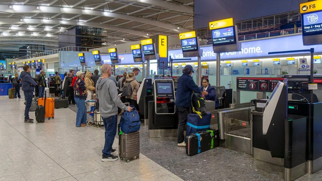 Major Baggage Disruptions Hit British Airways at Heathrow Due to Technical Issues Major Baggage Disruptions Hit British Airways At Heathrow Due To