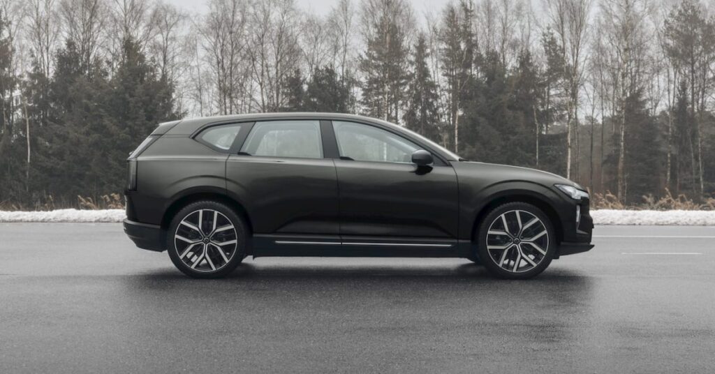 Volvo’s New EV Lease Fees Match Tesla Model Y Premium Rates Volvo's New Ev Lease Fees Match Tesla Model Y Premium