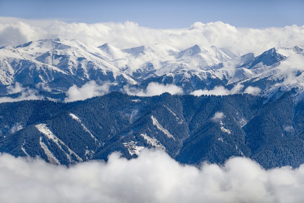Young Kazakhstan Unveils the Secrets of Tien Shan Glacier in Research Expedition Young Kazakhstan Unveils The Secrets Of Tien Shan Glacier In