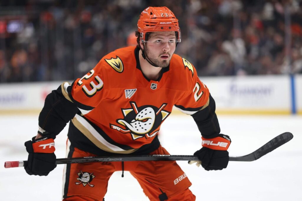 Ducks Deal Mctavish To Blues For Two First Round Picks