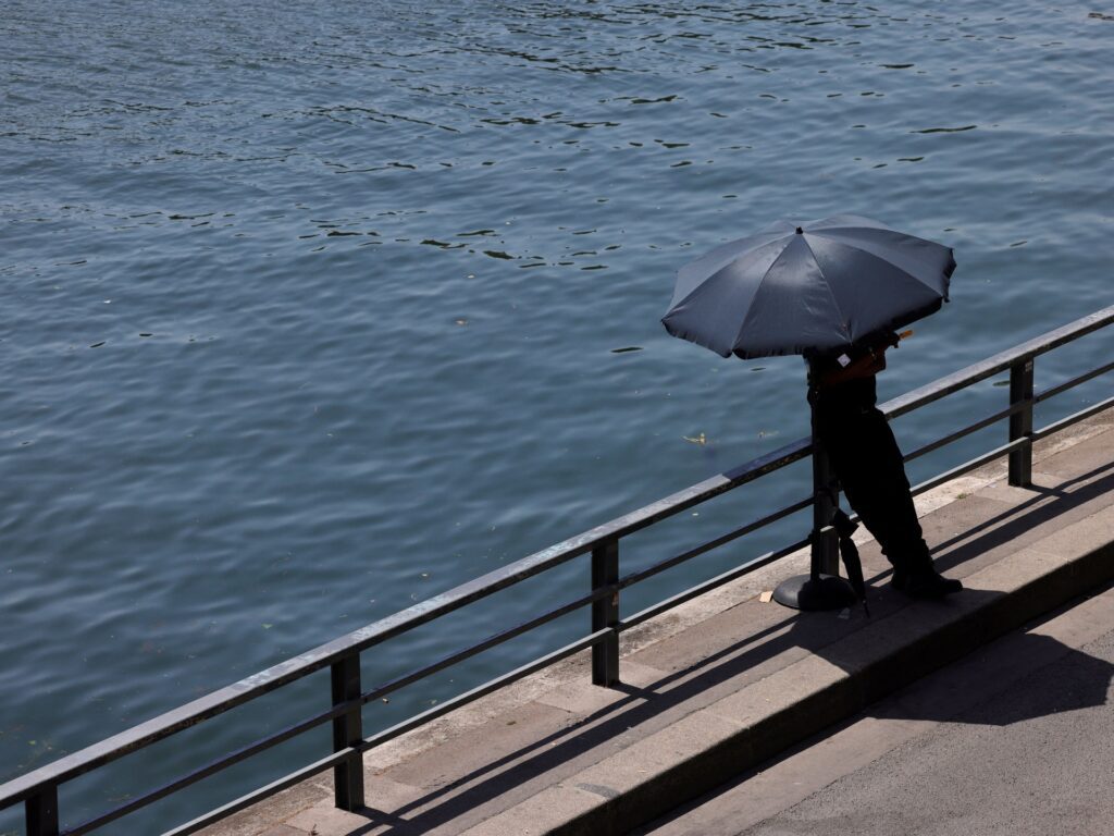 Tragic Heat Wave: 40 Lives Lost in France’s Hottest Night Ever Tragic Heat Wave: 40 Lives Lost In France's Hottest Night