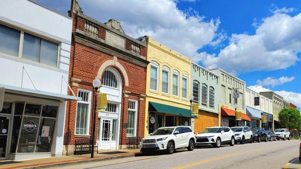 Discover the Charm and Vibrancy of Charlotte’s Thriving South Carolina Suburb Discover The Charm And Vibrancy Of Charlotte's Thriving South Carolina