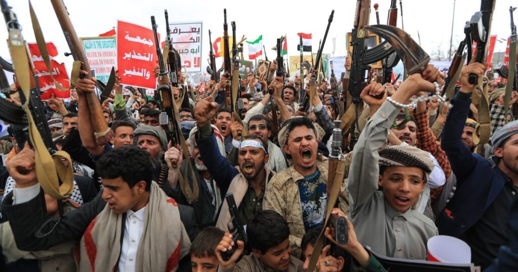 Saudi Arabia Strikes Houthi Stronghold in Hodeidah: A Response from Yemeni Leaders Saudi Arabia Strikes Houthi Stronghold In Hodeidah: A Response From