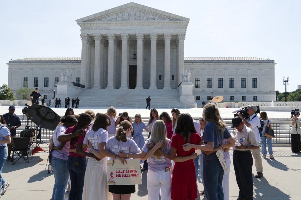 Supreme Court Weighs Semi-Automatic Rifle Ban Supreme Court Weighs Semi Automatic Rifle Ban